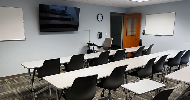 Debriefing classroom located in the PCOM CLAC Sim Center