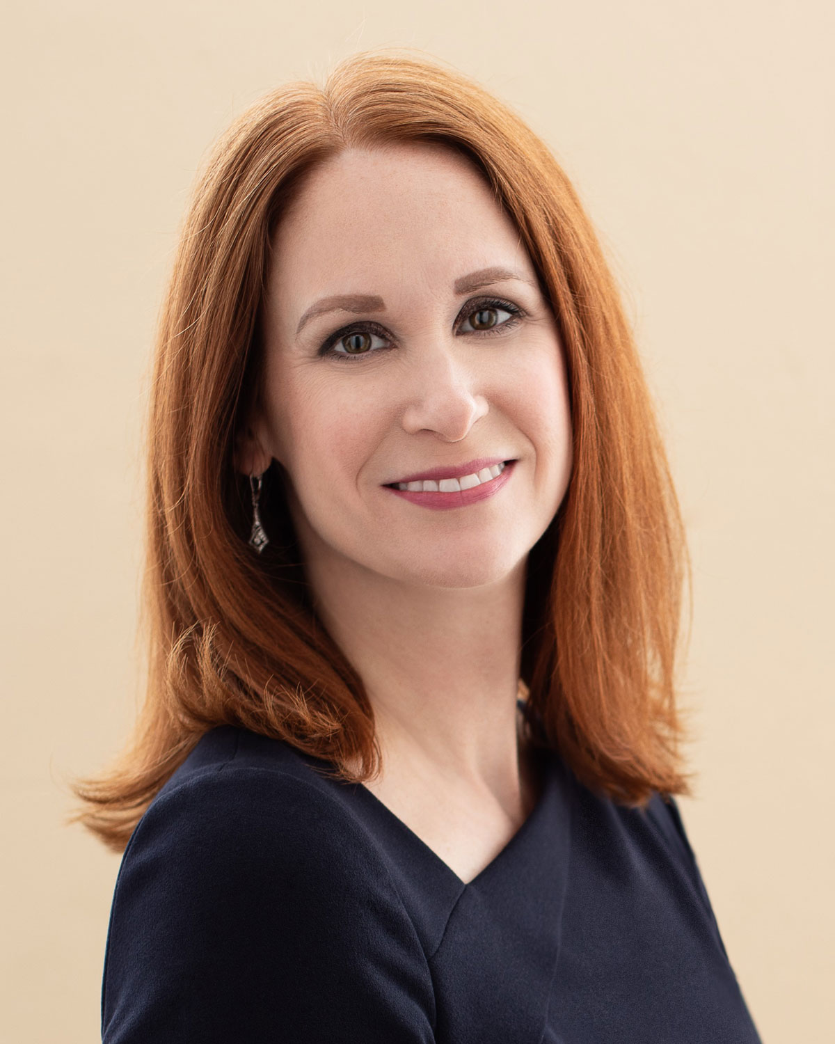 Chief Advancement Officer Carrie Collins provides leadership for the College's alumni engagement activities, fundraising and stewardship of donor funds.