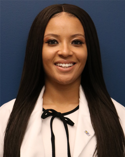 Professional headshot photograph of PCOM South Georgia student physician Jasmine Rogers (DO '23)